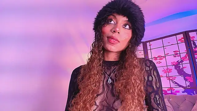 Zahara1's cam snapshot