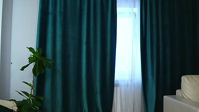 ZanaBreland's cam snapshot