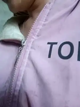 nangmo's cam snapshot