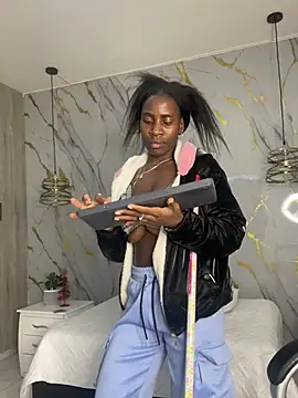 MorenaLush_Eup's cam snapshot