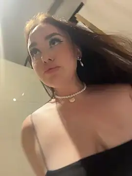 KiraSunshine live sex cam