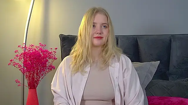 EmilyEvanse's cam snapshot