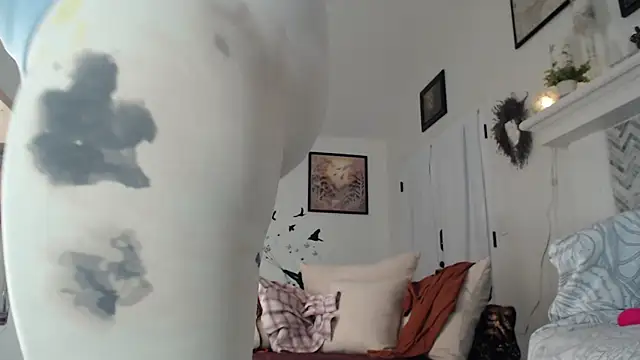 AuroraWillows live sex cam