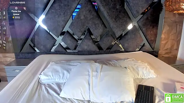 Rose_Evans__'s cam snapshot