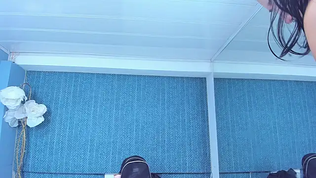 LeaMoreau22's cam snapshot