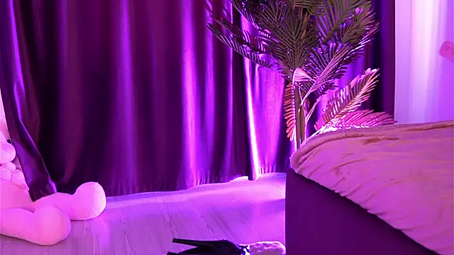 ScarletNoir's cam snapshot