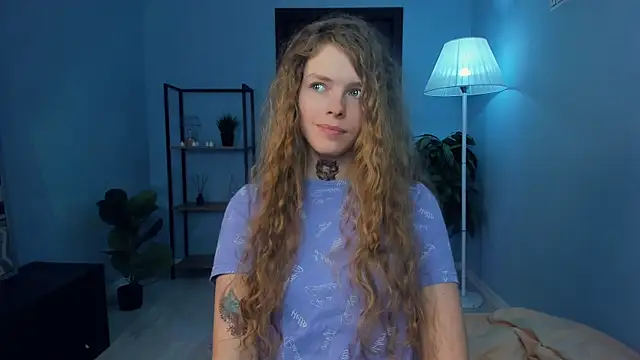 RayaNenlia's cam snapshot