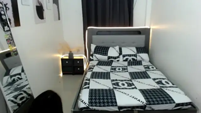 AmazingLuchie live sex cam