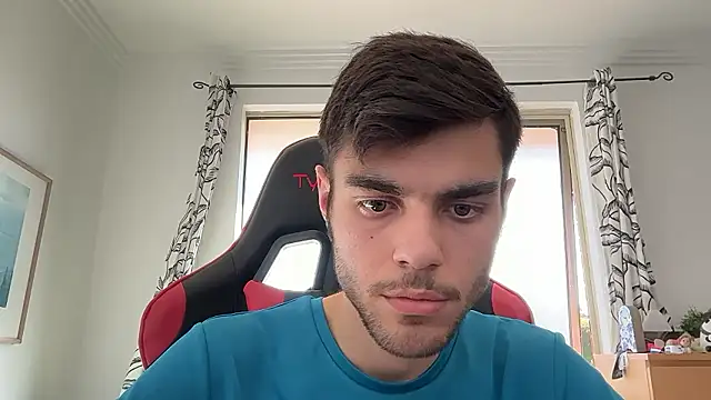 Omarnede live sex cam