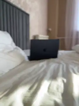 Elegant_girl's cam snapshot