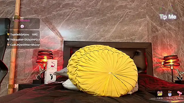 ApoloCruz live sex cam