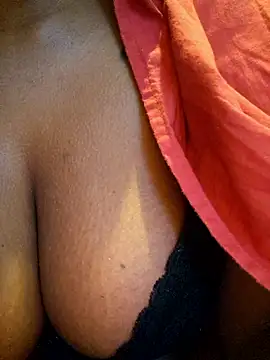 Bombalatina1's cam snapshot