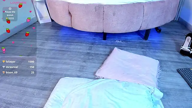 Saracooper__'s cam snapshot