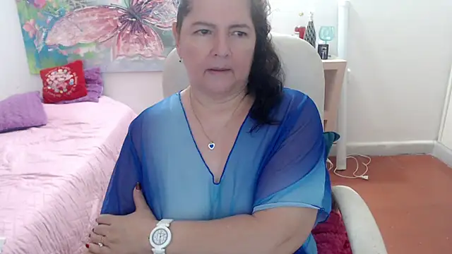 leonela_69's cam snapshot