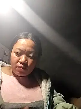 AlilaK2's cam snapshot