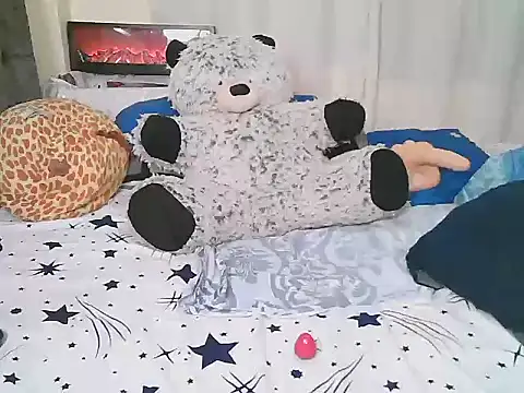 Bbw__thickiana's cam snapshot