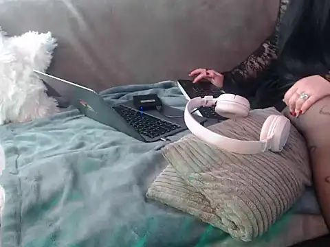 GoddessMonicaAngels's cam snapshot