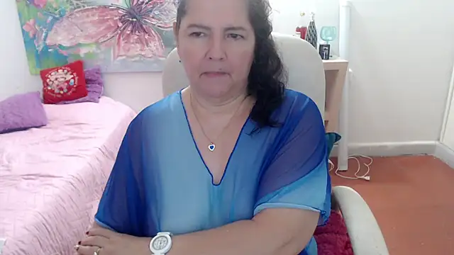 leonela_69's cam snapshot