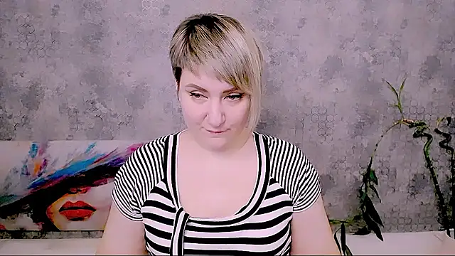 Djullia's cam snapshot