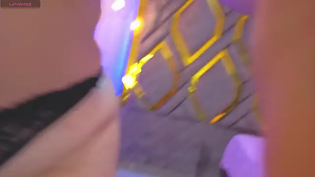 Addyy_02 live sex cam