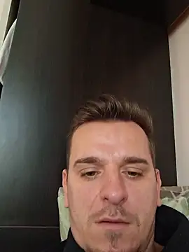 Huge_cock22cm's cam snapshot