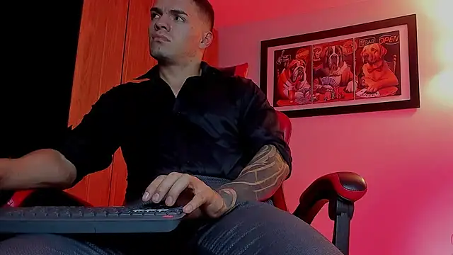 ALPHA_DOMINUS_'s cam snapshot