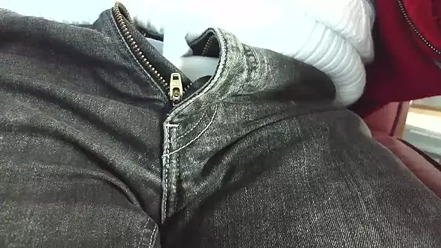 hairyandtiny live sex cam