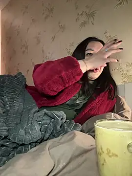 Naughtbaby_2025's cam snapshot