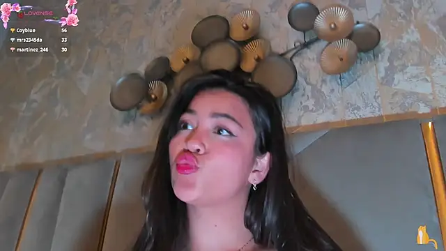 KimDevinne's cam snapshot