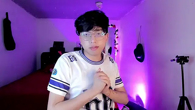 AnggelONfiree live sex cam