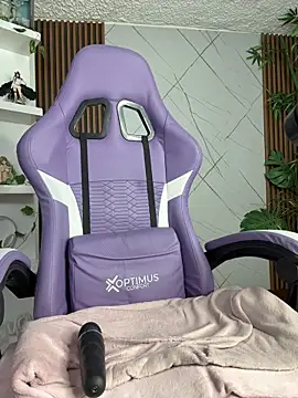 Victoria_Adams14's cam snapshot