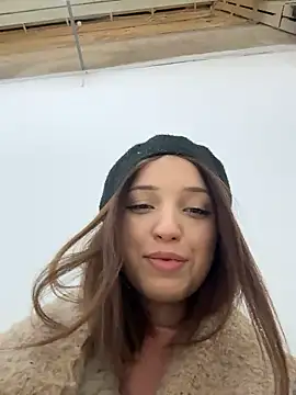 DollyTall live sex cam