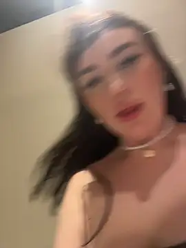 KiraSunshine live sex cam