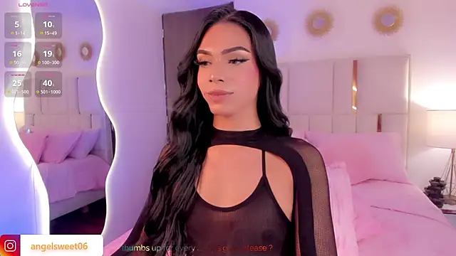 Angelina_Rossi's cam snapshot