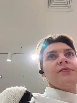 ValenciaShock live sex cam