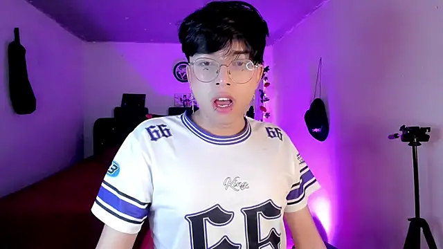 AnggelONfiree live sex cam