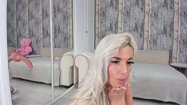 SexyElisabeth live sex cam