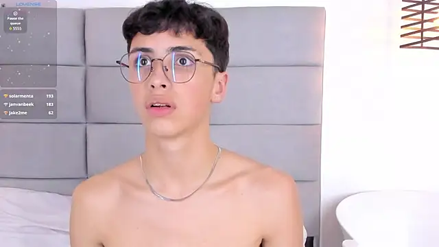 JoshClaarktt live sex cam