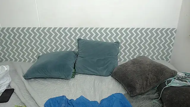 EmilyCoy_'s cam snapshot