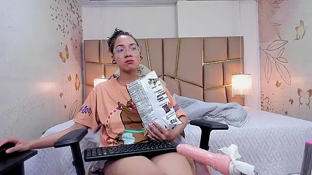 Jadde_Greyy_'s cam snapshot