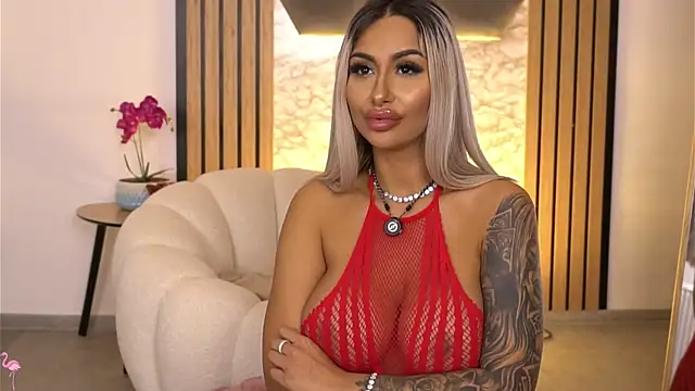 GoldenAmber's cam snapshot