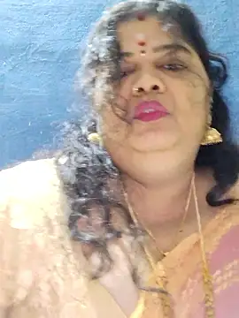 tamilthanushri live sex cam