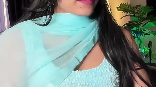 Wow-nisha's cam snapshot