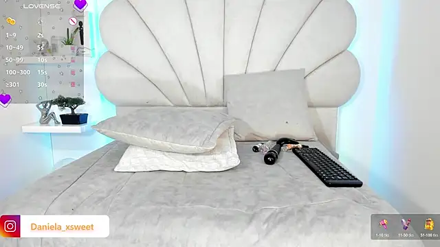 Danielaangelina live sex cam