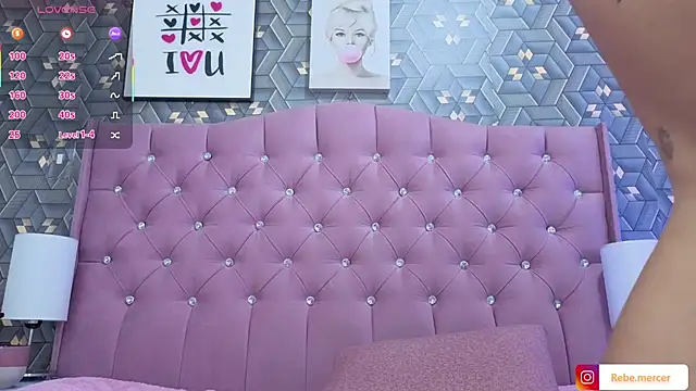 Rebekah_Mercer's cam snapshot