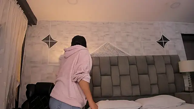 Starbutterflyy_'s cam snapshot