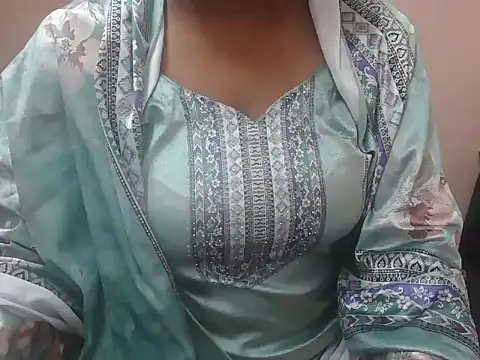 bold_naina's cam snapshot