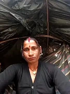 Hot_bhi38's cam snapshot