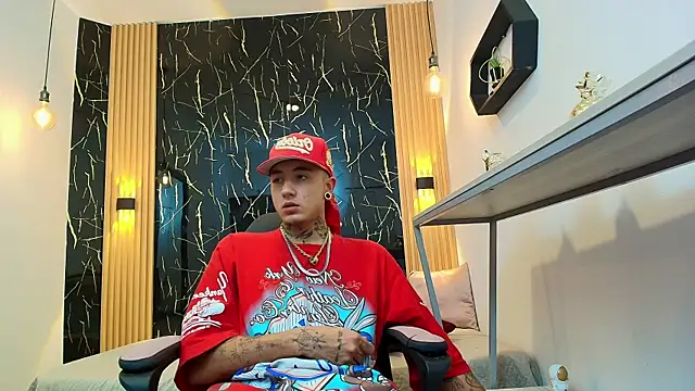 Patrick_Rango live sex cam