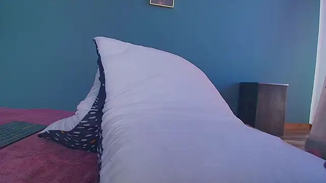 Perfect_Moans's cam snapshot